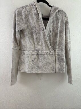 Threads gray acid wash hoodie unique asymmetric wrap-style zipper size M